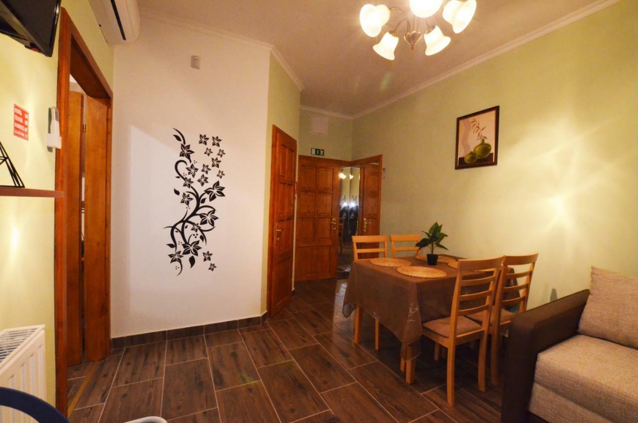 Bathory Apartman Apartment Eger Exterior photo